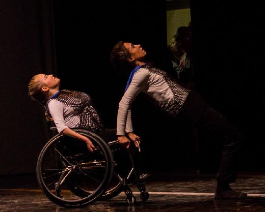 Immagine: Danza in carrozzina al Teatro Nuovo