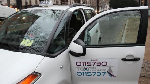 Immagine: Nuove tariffe per il servizio taxi a Torino